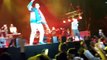 La diffusion de la vidéo de la mort du chanteur Mikaben, 41 ans, hier soir sur la scène de Bercy, devant des milliers de spectateurs provoque la colère des internautes