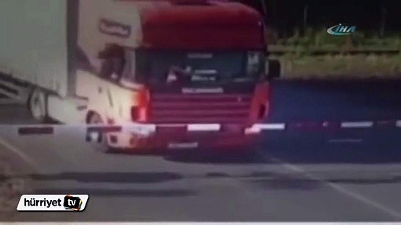 Korkunç kazadan inanılmaz kurtuluş !