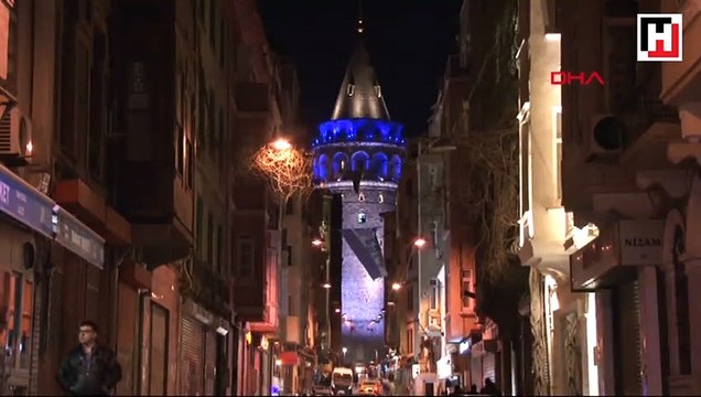 Otizm farkındalık günü'nde ışıklar mavi yandı