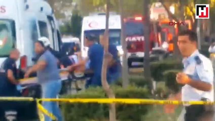 Mersin'de polis servisine bombalı saldırı