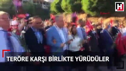 CHP'li vekiller, vali, komutan, emniyet müdürü teröre karşı birlikte yürüdü