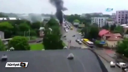 Troleybüs alev topuna döndü