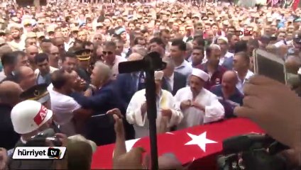 Şehit Yüzbaşı Ali Alkan'ı binlerce kişi uğurladı