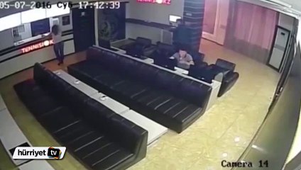 Çareyi soyunmakta buldu!