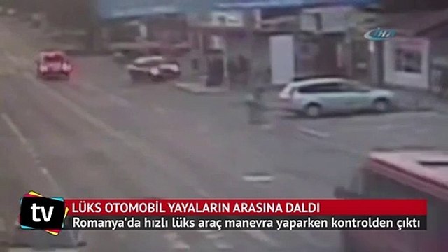 Lüks otomobil yayaların arasına daldı: 5 ölü !