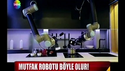 Aşçı robot 2 binden fazla yemek yapıyor
