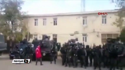 Operasyondan dönen polisler böyle karşılandı