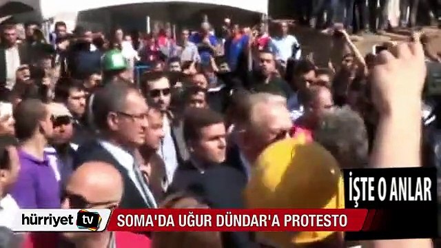 Uğur Dündar'a Soma'da protesto!
