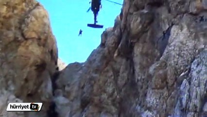 Kayıp dağcıyı kurtarma anları kamerada