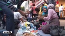 İstiklal'de yeryüzü çadırı