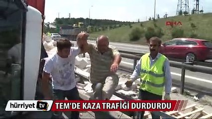TEM Kurtköy yolunda feci kaza