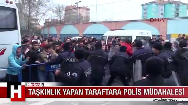 MAÇ SONRASI TAŞKINLIK YAPAN TARAFTARA POLİS MÜDAHALEDE BULUNDU