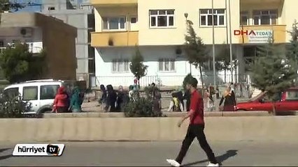 Polis: Adam gibi taş at!