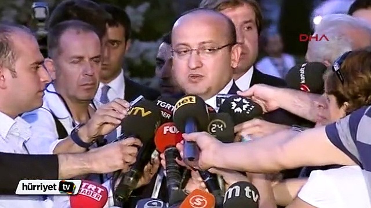 Yalçın Akdoğan, Davutoğlu'nun adaylığını değerlendirdi