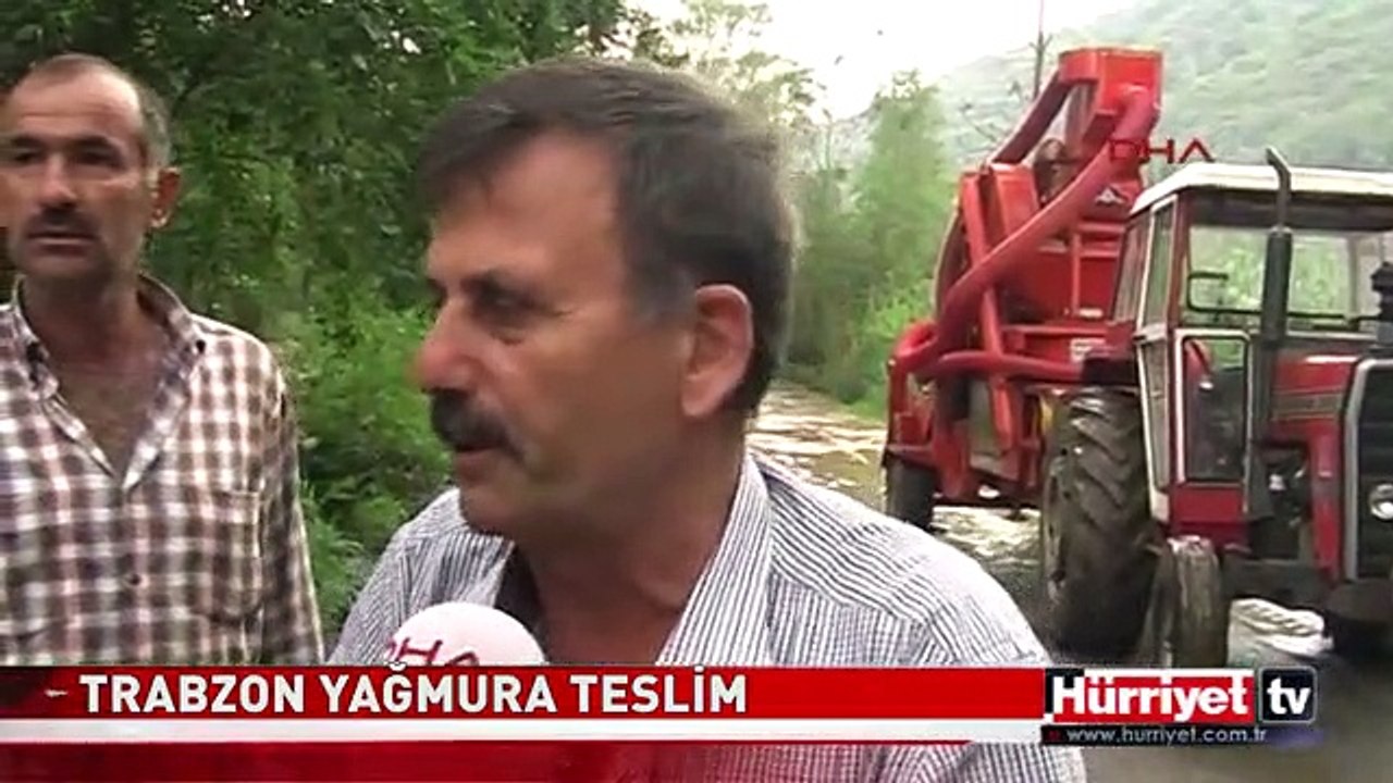 TRABZON'DA DERE TAŞTI YOLLAR KAPANDI