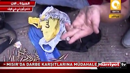 MISIR'DA POLİS GÖSTERİCİLERİN SİLAH VE MERMİLERİNE EL KOYDU