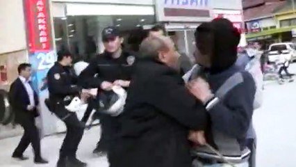 İŞÇİLER BİRBİRİNE GİRDİ ORTALIK SAVAŞ ALANINA DÖNDÜ