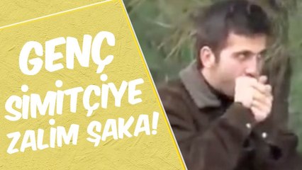 Şakacı Mustafa Karadeniz - Genç Simitçiye Zalim Şaka!