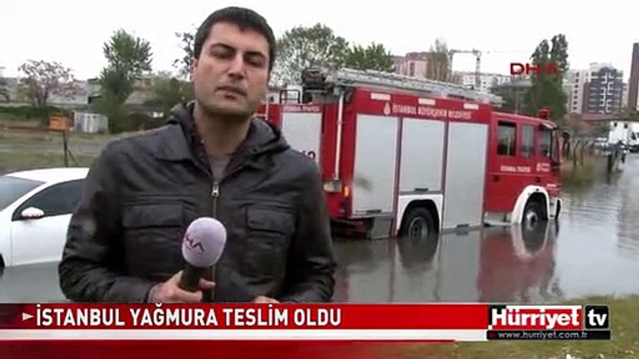 İSTANBUL YAĞMURA TESLİM OLDU