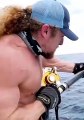 BIG MAN ❗❗ MEMANCING IKAN DI TENGAH LAUT HAMPIR TENGGELAM