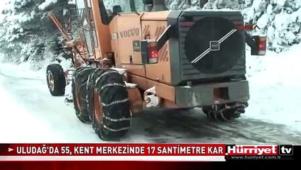 ULUDAĞ'DA DA KAR HAYATI FELÇ ETTİ