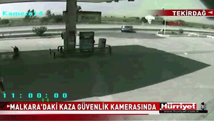 5 KİŞİNİN YARALANDIĞI KAZA GÜVENLİK KAMERASINDA