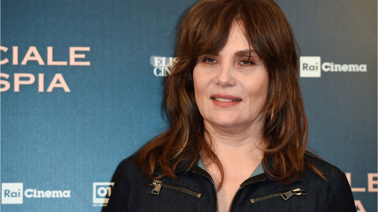 Voici - Emmanuelle Seigner défend Roman Polanski dans Sept à huit, ses propos indignent la Toile