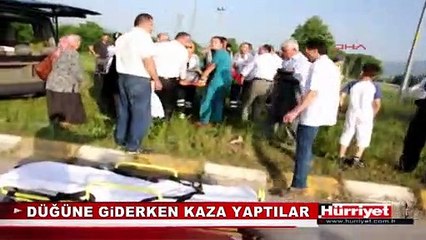 DÜĞÜNE GiDERKEN KAZA YAPTILAR: 11 YARALI