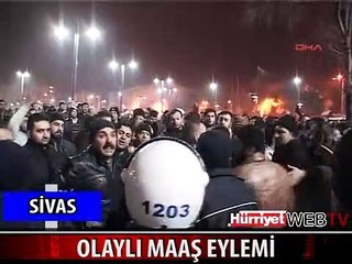 DEMİR ÇELİK İŞÇİLERİNE BİBER GAZLI MÜDAHALE