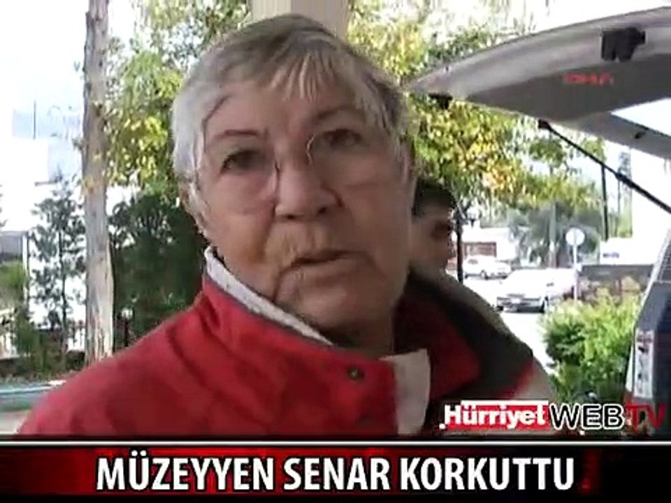 MÜZEYYEN SENAR KORKUTTU