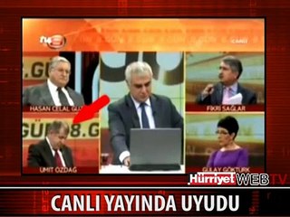 CANLI YAYINDA BÖYLE UYUDU