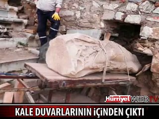 İZMİR'DE KADIN HEYKELİ BULUNDU