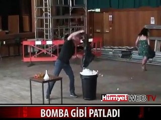 PROFESÖRÜN MÜTHİŞ DENEYİ! BÜTÜN SINIF ŞAHİT OLDU