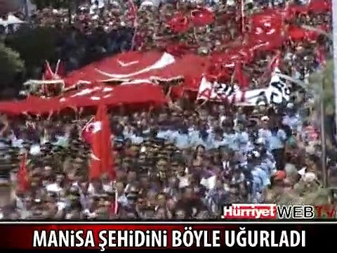 EN ÖNDE EN SEVDİĞİ ARABASI VARDI! MANİSALI ŞEHİDİ ONBİNLER UĞURLADI