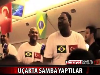 TÜRK UÇAĞINDA EĞLENCE BÖYLE GÖRÜNTÜLENDİ