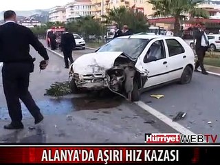 ALANYA'DA AŞIRI HIZ KAZASI: 3 YARALI