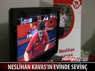 GÜMÜŞ MADALYA KAZANAN NESLİHAN'IN EVİNDE SEVİNÇ