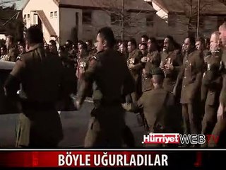 ÖLEN ASKERLERİ BÖYLE UĞURLADILAR