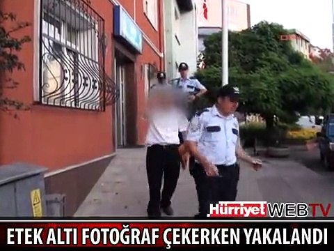 KADINLARIN ETEK ALTI FOTOĞRAFINI ÇEKİYORDU