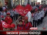 İSTİKLAL CADDESİ'NDE KURTULUŞ YÜRÜYÜŞÜ