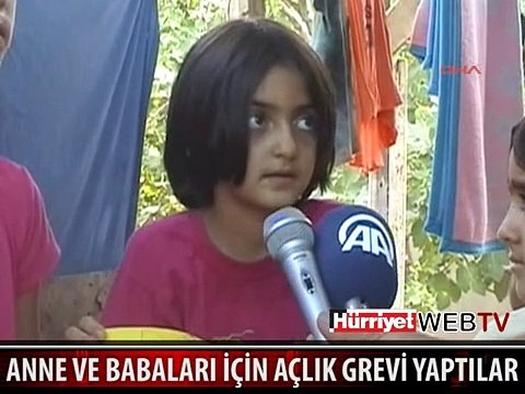 AYRILAN ANNE BABALARI İÇİN 3 KIZ KARDEŞ AÇLIK GREVİNE BAŞLADI