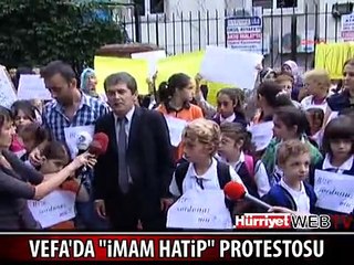 ÖĞRENCİ VE VELİLERDEN "İMAM HATİP" PROTESTOSU