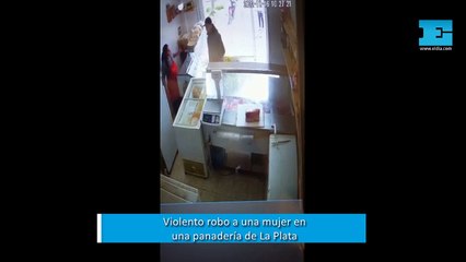 violento robo a una mujer en una panadería de La Plata