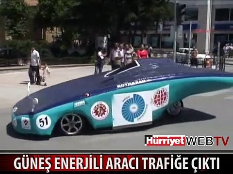 ÜNİVERSİTE ÖĞRENCİLERİNİN GÜNEŞ ENERJİLİ ARACI TRAFİĞE ÇIKTI