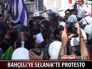 MHP LİDERİ BAHÇELİ'YE SELANİK'TE PROTESTO