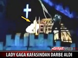 LADY GAGA KONSERDE BAŞINDAN YARALANDI