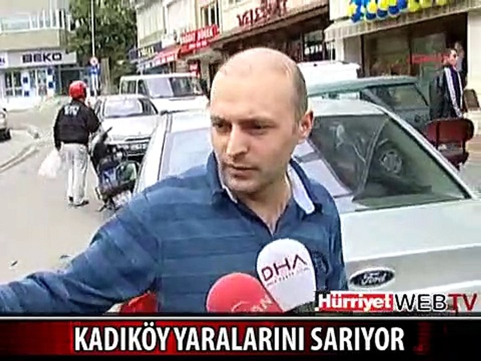 KADIKÖY YARALARINI SARIYOR