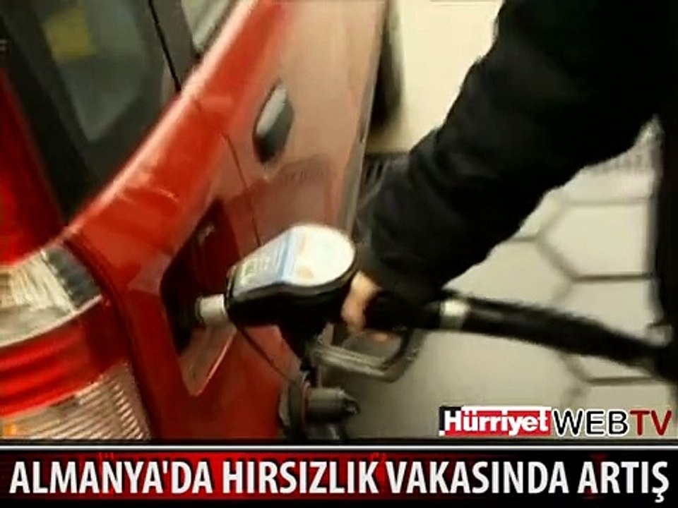 KAMERAYA YAKALANDILAR