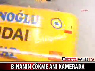 VAN'DAKİ HASARLI BİNANIN ÇÖKME ANI KAMERADA