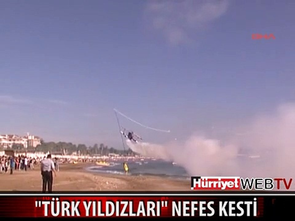 TÜRK YILDIZLARI NEFES KESTİ